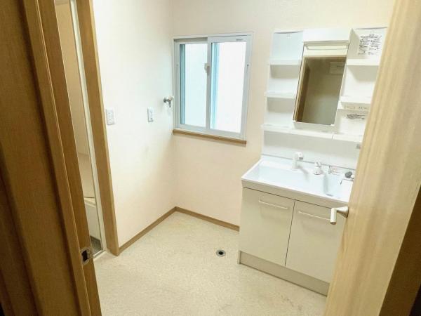 八戸市類家４丁目 洗面台・洗面所 