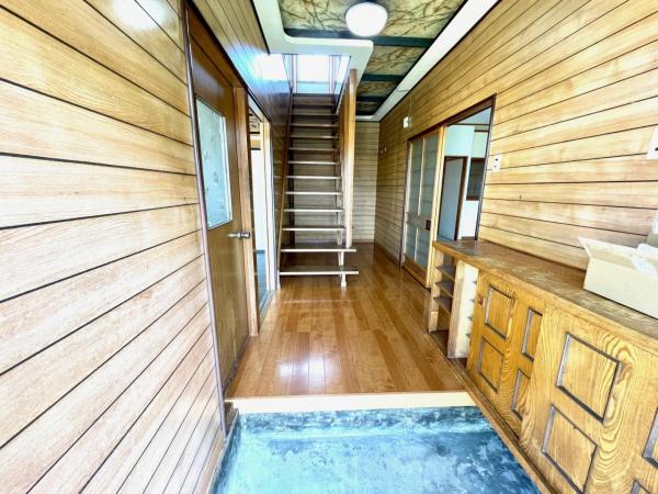 中古戸建 八戸市大字新井田字松山45-2 JR八戸線陸奥湊駅 2,000万円