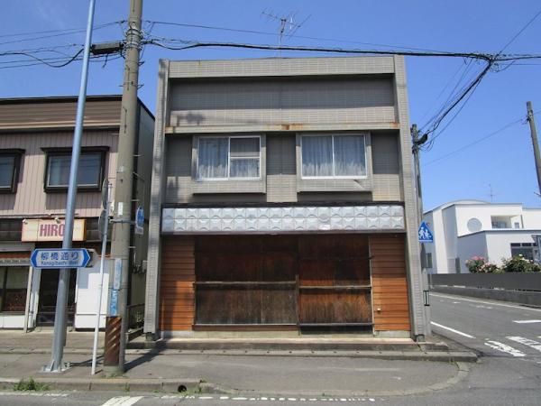 土地 八戸市小中野２丁目8-13 JR八戸線小中野駅 598万円