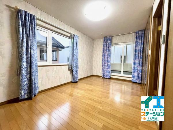 八戸市日計4丁目 寝室