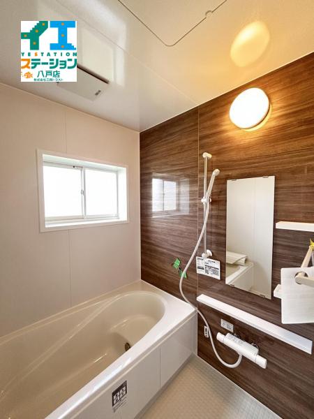  八戸市大字湊町字縄張 浴室 