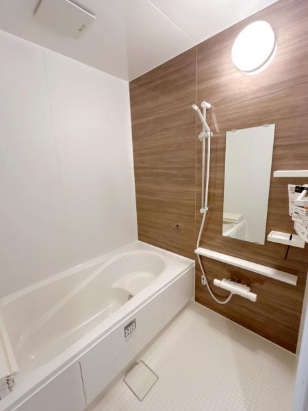 八戸市大字沢里字沢里山 浴室 