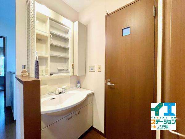 【商談中】八戸市南白山台2丁目 洗面台・洗面所 