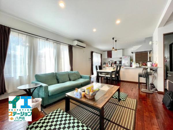 八戸市田向１丁目 リビングダイニング