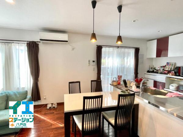 八戸市田向１丁目 リビングダイニング