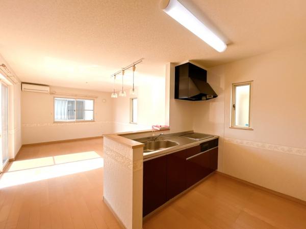中古戸建 八戸市諏訪３丁目20-10-1 JR八戸線小中野駅 1,949万円