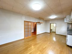 三戸郡五戸町字古舘向 リビング 