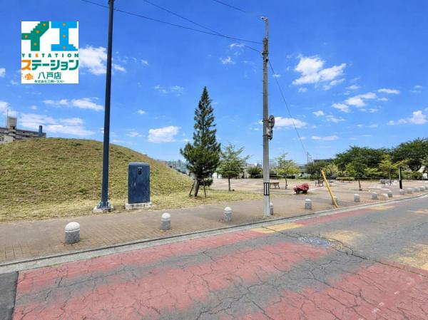 土地 八戸市大字山伏小路7（住居表示未確定） JR八戸線本八戸駅 720万円