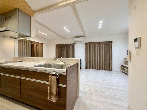 中古戸建 八戸市白銀台７丁目8-11 JR八戸線白銀駅 2,880万円