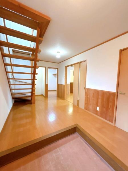 中古戸建 八戸市湊高台６丁目2-1 JR八戸線白銀駅 商談中