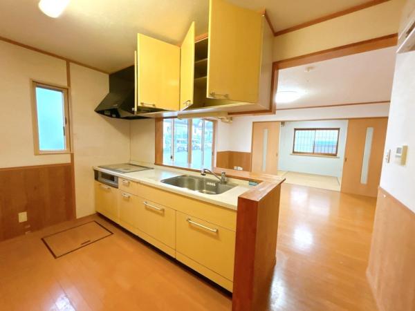 中古戸建 八戸市湊高台６丁目2-1 JR八戸線白銀駅 商談中