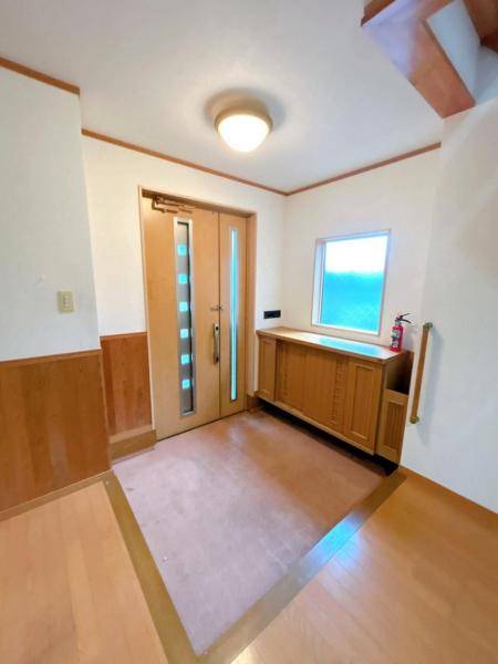 中古戸建 八戸市湊高台６丁目2-1 JR八戸線白銀駅 商談中