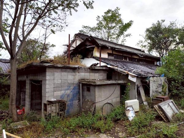 中古戸建 北杜市明野町上手 JR中央本線新府駅 100万円