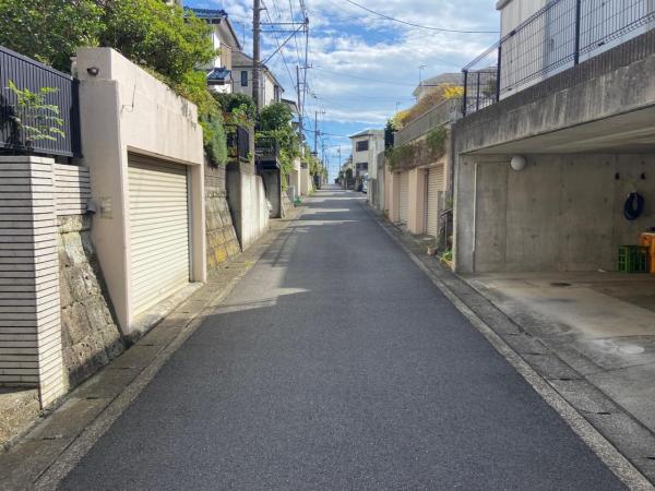 土地 伊勢原市沼目３丁目 小田急線伊勢原駅 1,490万円