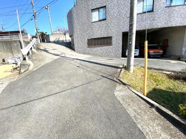 土地 伊勢原市桜台１丁目 小田急線伊勢原駅 2,700万円