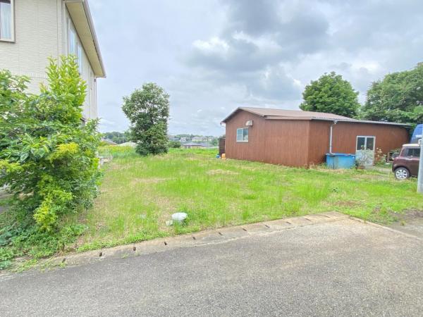 土地 伊勢原市上粕屋 小田急線伊勢原駅 1,500万円