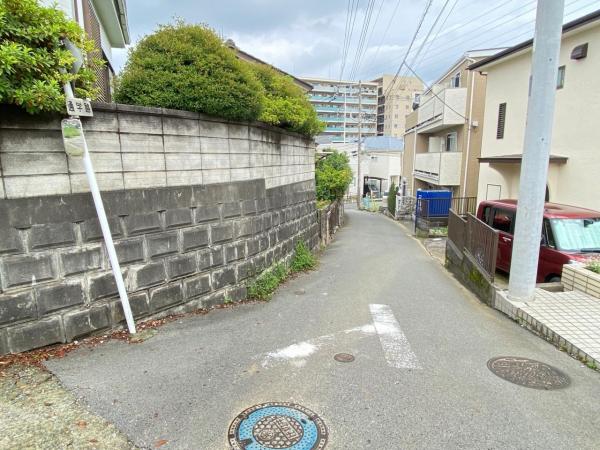 土地 伊勢原市桜台２丁目 小田急線伊勢原駅 3,300万円
