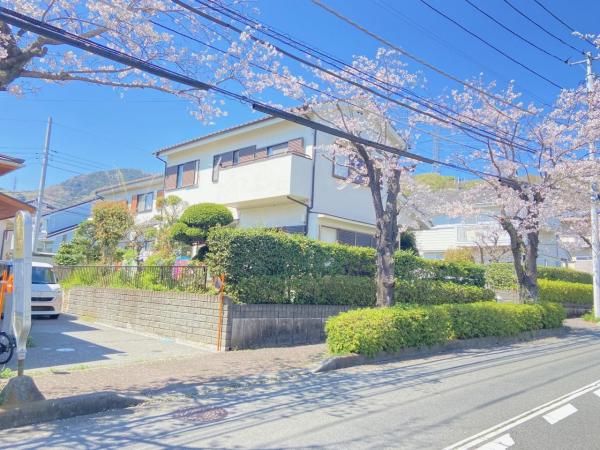 土地 伊勢原市大住台１丁目13-9 小田急線鶴巻温泉駅 1,980万円