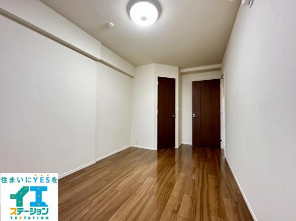 クランズスクエア仁王ガーデンコート 洋室