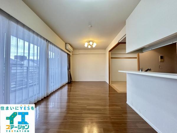 クランズスクエア仁王ガーデンコート リビングダイニング