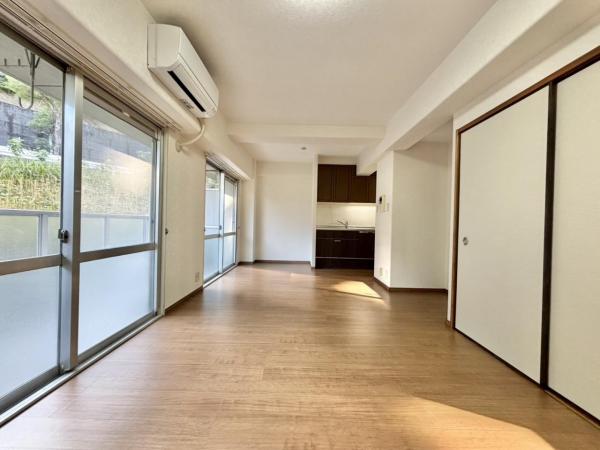 サーパス西陵樟館 リビング 