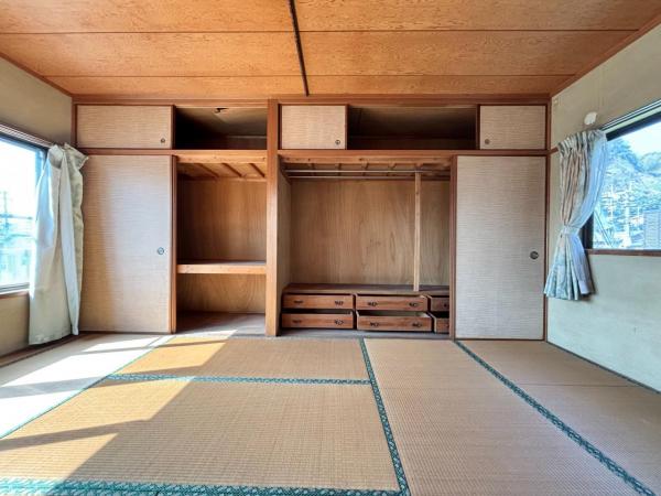 新照院町売戸建て（売ビル） リビング以外の居室 