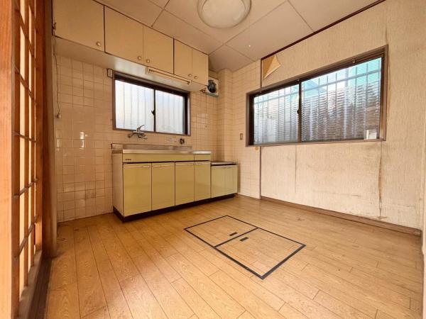 新照院町売戸建て（売ビル） キッチン 