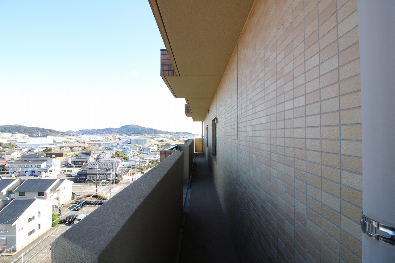   JR日豊本線日向市駅 -