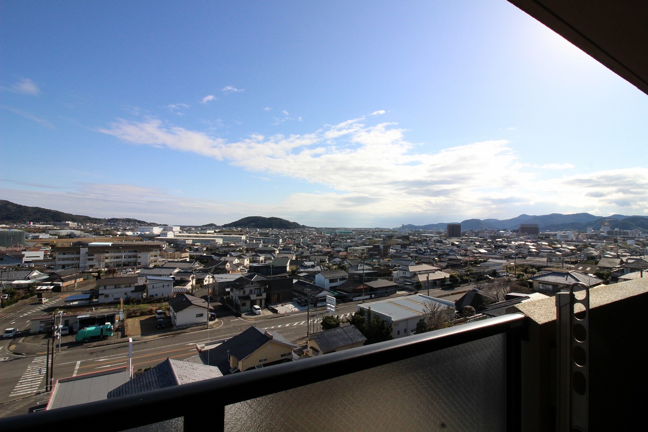   JR日豊本線日向市駅 -