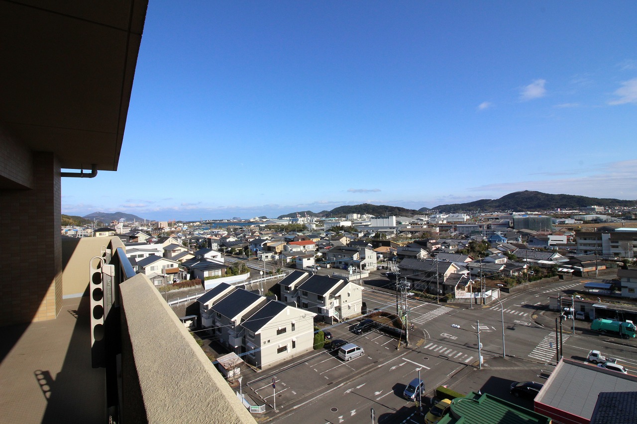   JR日豊本線日向市駅 -